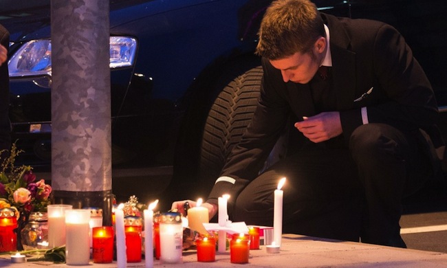Una foto della commemorazione per i morti dell'incidente aereo Germanwings