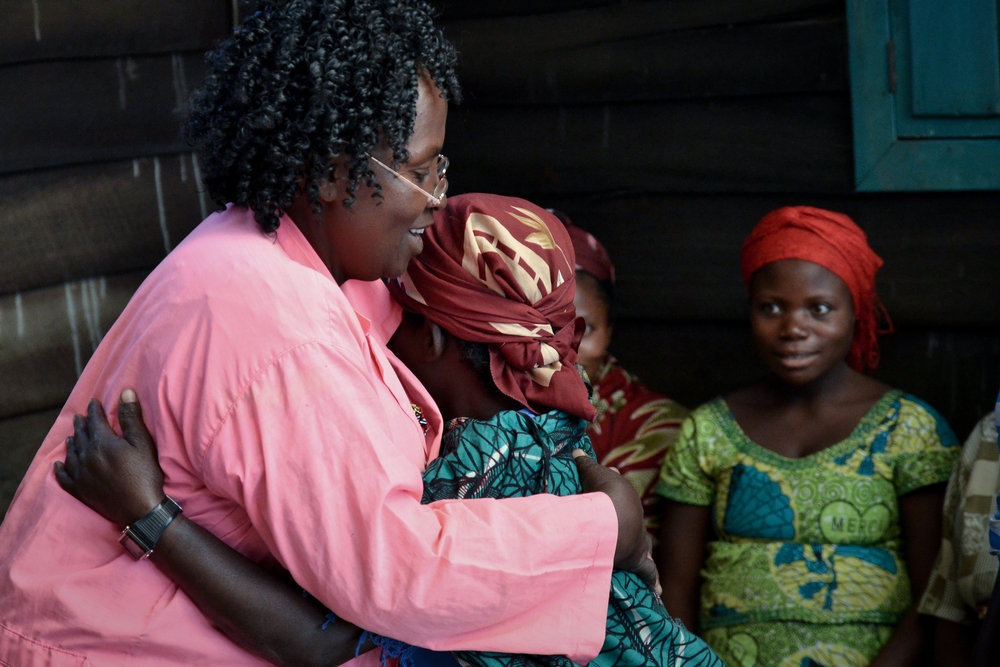 Agathe Farini Sena, “Maman Agathe”, accoglie le mamme in attesa nel Villaggio delle donne di Medici senza Frontiere a Masisi, repubblica democratica del Congo.